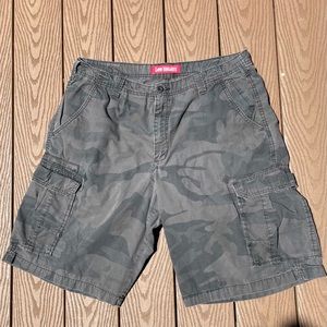 3/$25 Camo Cargo Shorts · Size 38